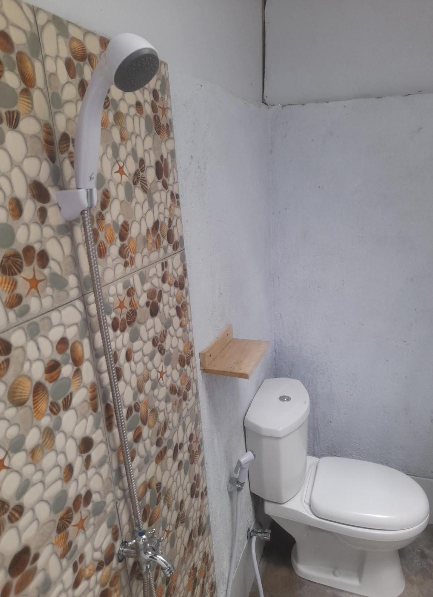 Anik Homestay & Dormy Batukaras Zimmer foto